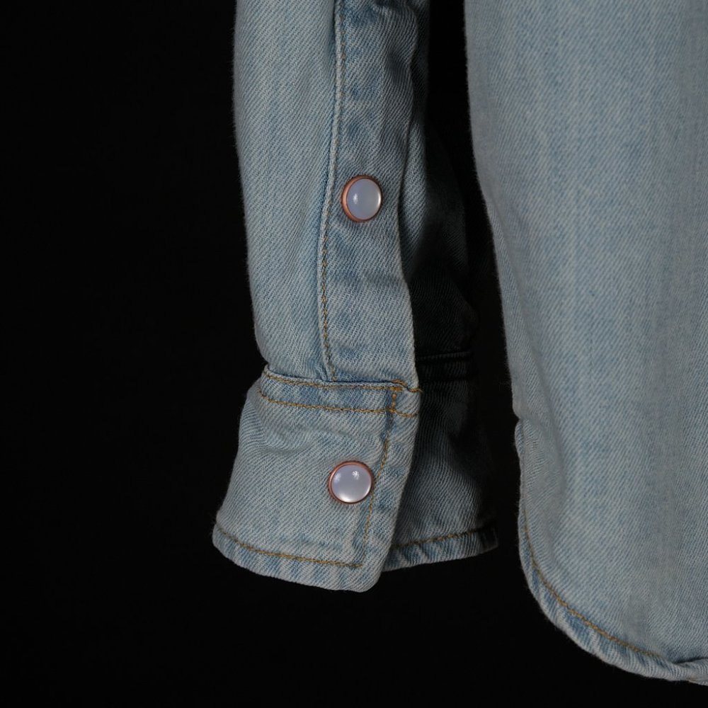 MNG Mango Distressed Light Denim Pearl Snap Button Down XS - Picture 3 of 7